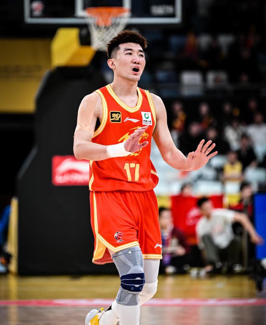 王楚钦比孙颖莎大几岁 王楚钦比孙颖莎大几岁