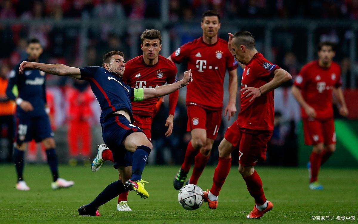 包含冲刺阶段荷甲传出新动向，法兰克福临场应变，管理层表态——悬念犹存，赛程密集仍需轮换的词条