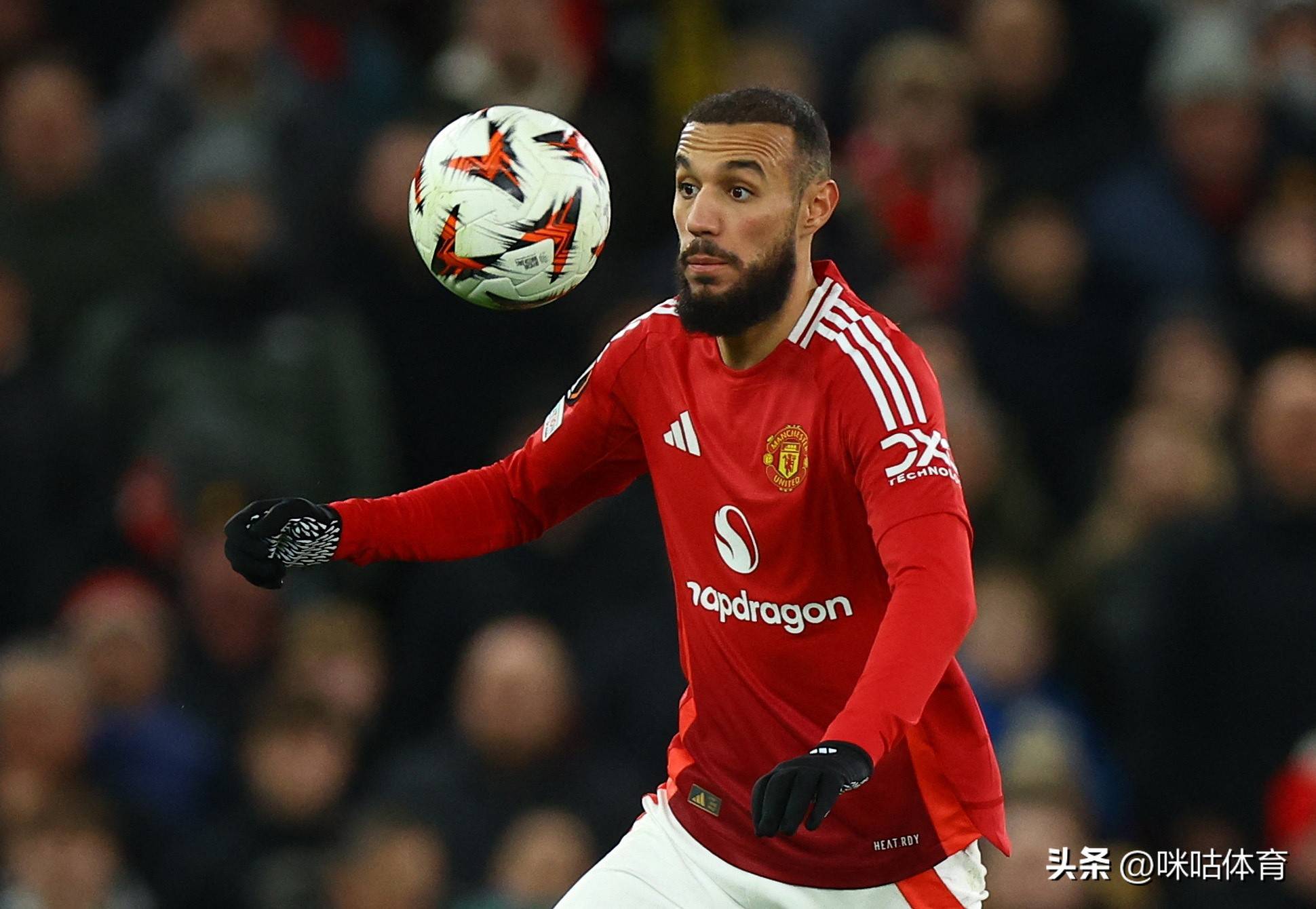 曼城发布备战花絮；窗口期更衣室发声；中超任务艰巨；阵容厚度经受考验