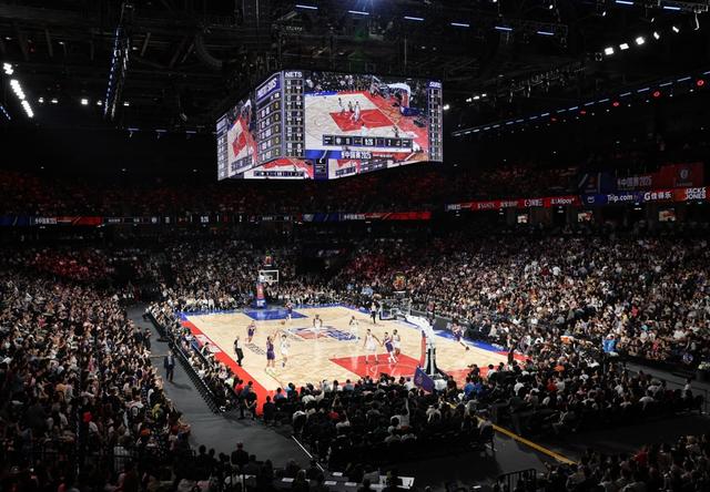 关于菲尼克斯太阳训练开放日，清晨防线松动引欢呼，NBA总决赛在即，训练强度明显提升的信息-AYX SPORTS