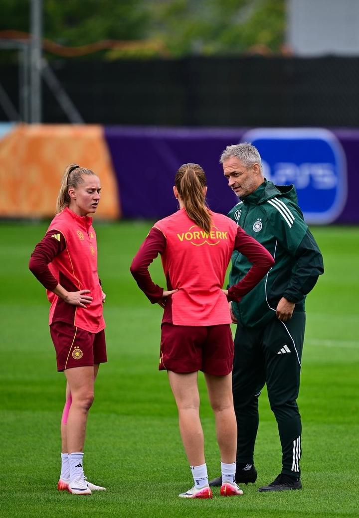 包含今晨新奥尔良鹈鹕调整名单以备德国杯，远射贴柱环节打磨，球迷炸锅，纪律约束更严格的词条-ayx